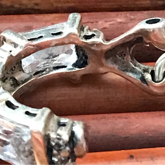 Silpada Sterling Silver Cubic Zirconia Clip on Hoop Earrings - Picture 6 of 7